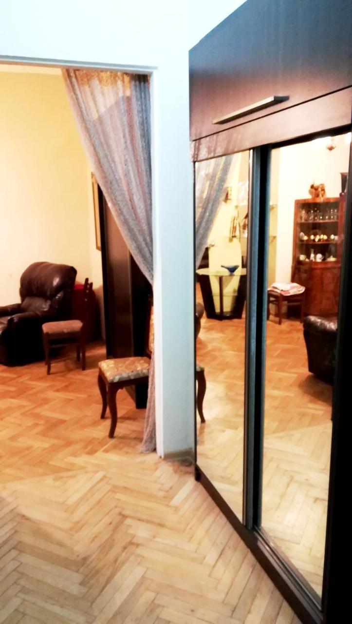 Center Apartment Tbilisi Eksteriør billede