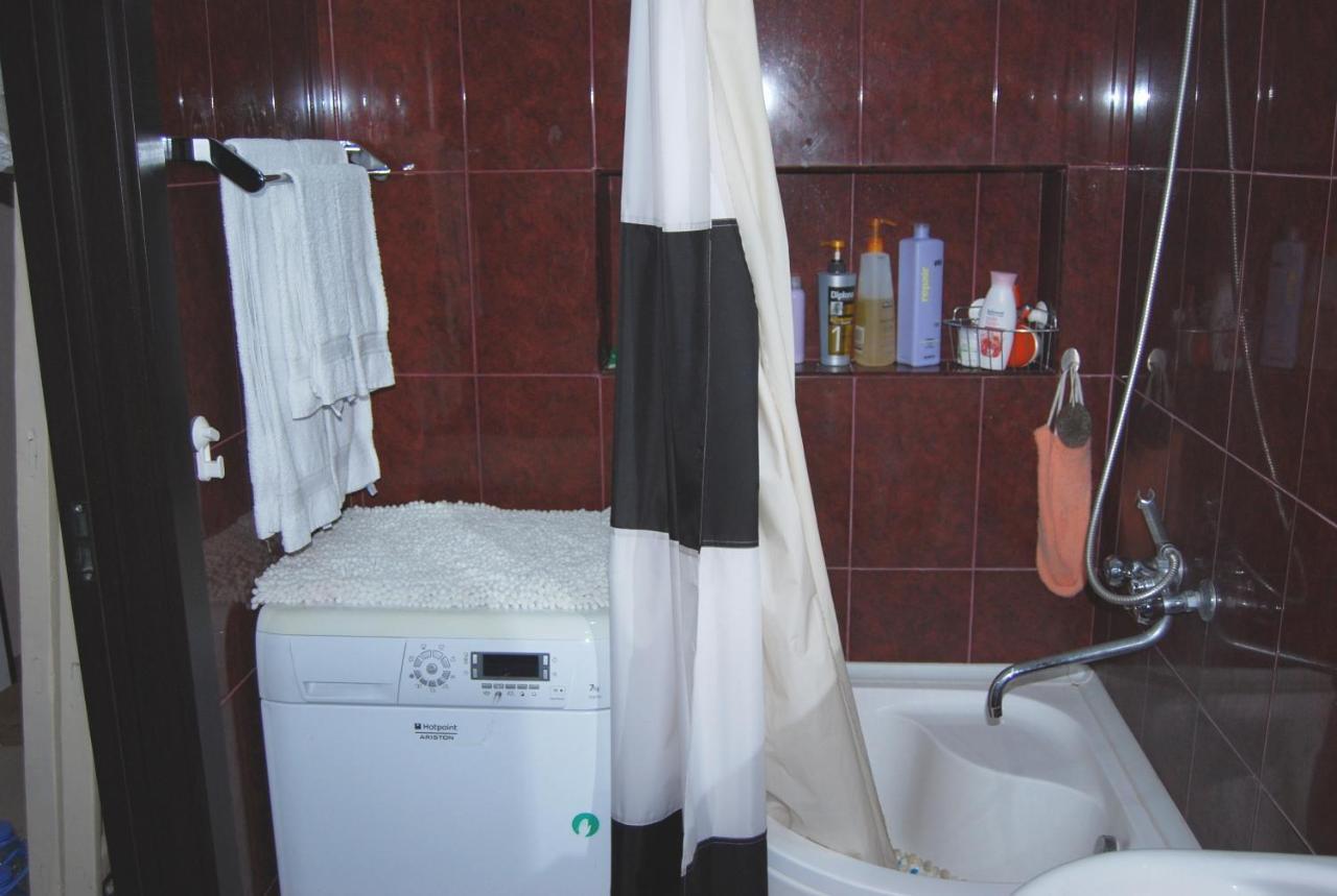 Center Apartment Tbilisi Eksteriør billede